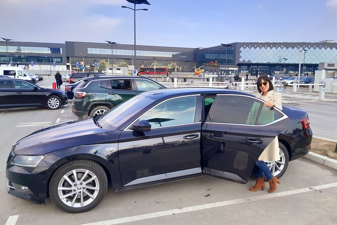 Belgrade Airport to City Center Transfers - The car experience: business-class comfort, luggage reality, and Wi-Fi