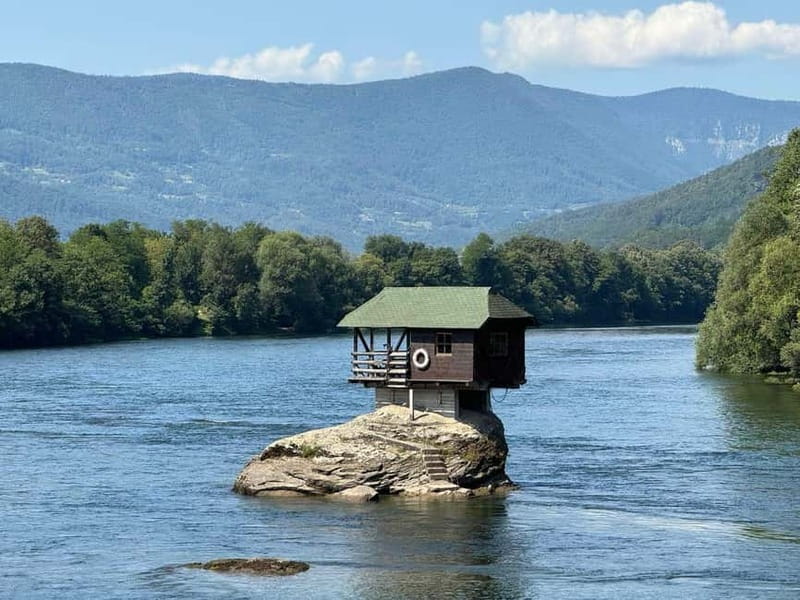 Belgrade: Best of West (Drina House, Drvengrad and Sargan 8) - Getting Out of Belgrade: The Drive and Kapija Podrinja