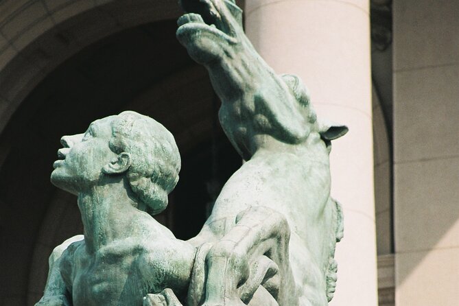 Belgrade City Walk, Gathering and Sightseeing - Starting out in central Belgrade: how the route sets the story