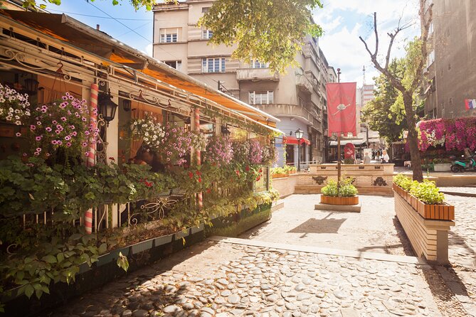 Belgrade City Walking Kickstart Private Tour - Meeting at Trg Republike and getting started without stress