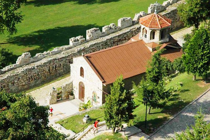 Belgrade Old City 2-Hour Walking Tour - Kalemegdan Fortress approach: Roman remains to medieval gates