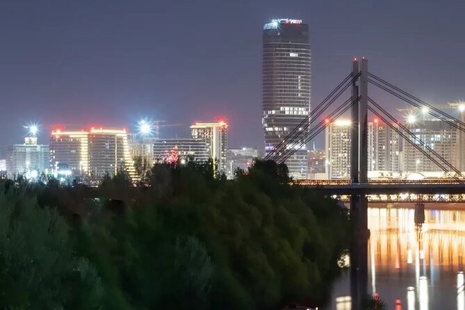 Belgrade sightseeing by car - Yugoslav-era remnants and the Sava River swing to Belgrade Waterfront