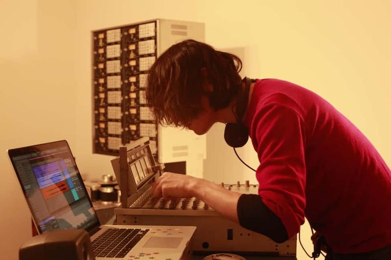 Create Your Own Music and Analog Tape Recording in Novi Sad - The 90 minute flow, idea first, then tape