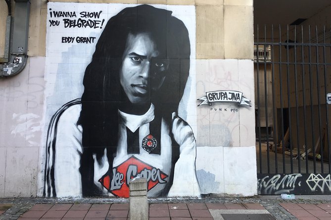 E-Scooter Street Art Tour - Stop 3: Savamala, Graffiti Around Bars and Old Buildings