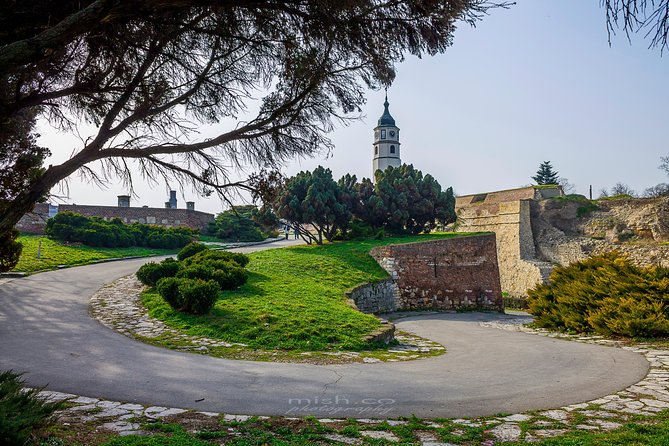 Feel Belgrade Welcome tour - Republic Square and the National Theatre zone: Belgrade’s front door