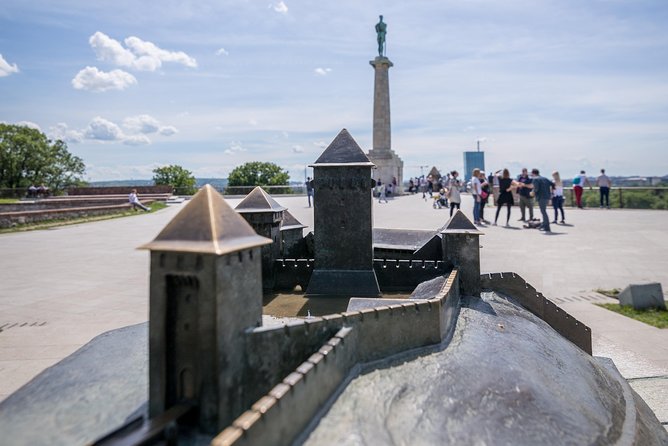 Feel Belgrade Welcome tour - Knez Mihailova Street and the Bayraklee Mosque stop: walking the city’s “spine”