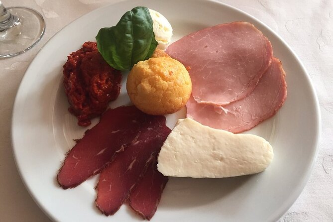 Food and culture tour in Belgrade - How the guide turns tastings into Belgrade stories