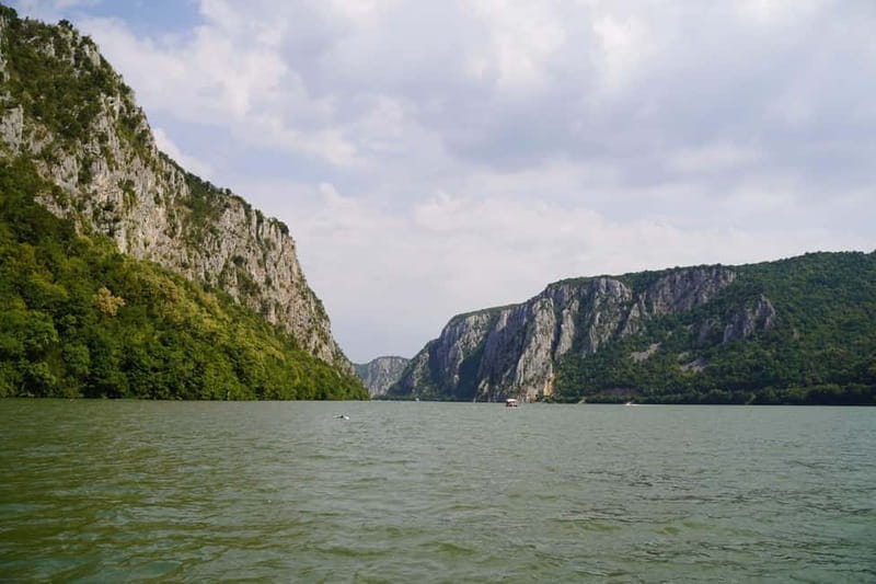 From Belgrade: Golubac Fortress and Iron Gate Gorge Tour - Lepenski Vir Museum as the weather swap plan