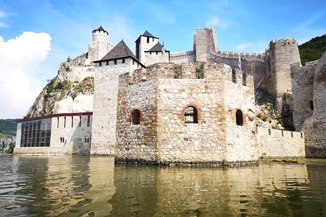 From Belgrade: Golubac Fortress & Iron Gate Danube Gorge - Kapetan Mišin Breg: Eco-Ethno Art and Gorge Views That Break Up the History