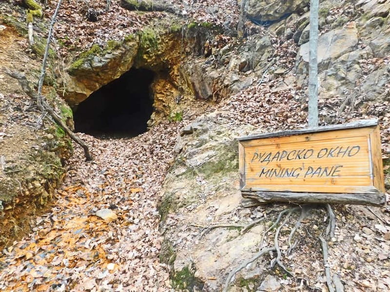 From Belgrade: Niš and Devil's Town Private Day Tour - Devil’s Town: 202 Towers, Acid Springs, and a Short Forest Walk