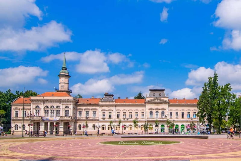 From Belgrade: Novi Sad and Sremski Karlovci Day Trip - Petrovaradin Fortress: Danube Views and the City’s Strong Personality