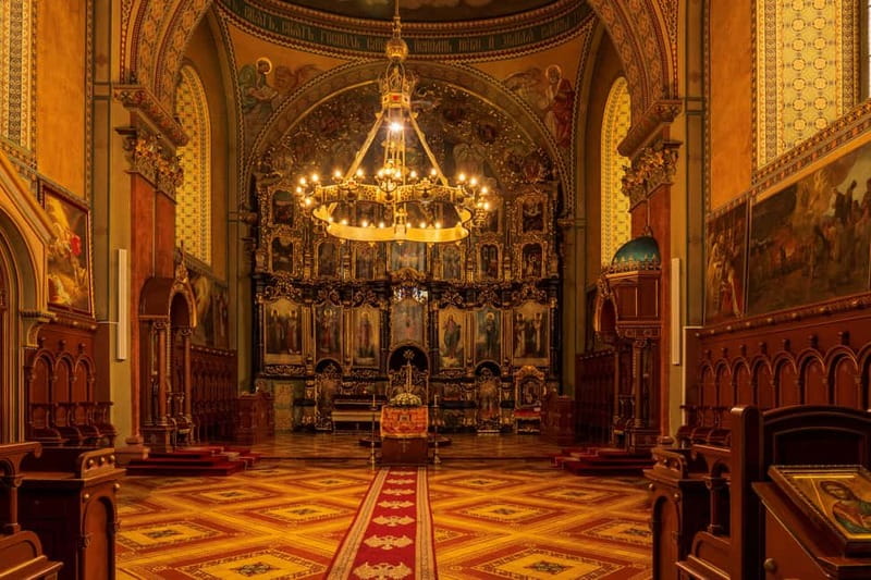 From Novi Sad: Sremski Karlovci and Krusedol Monastery Tour - Forteresse de Vrdnik and Beli majdan: history and a nature break