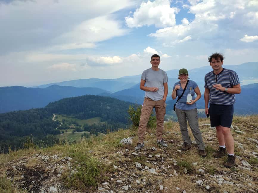 From Zlatibor/Užice: Tara National Park Adventure - Karaklije to Janjač peak: a 1.5-hour climb that pays off with Drina views and border history