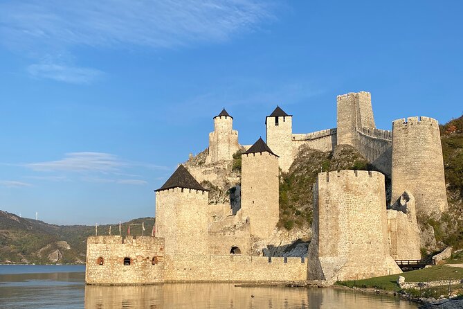 Golubac Fortress w/Iron Gate Speed Boat & Rakija Distillery tour - Getting from Belgrade, pickup comfort, and road time reality