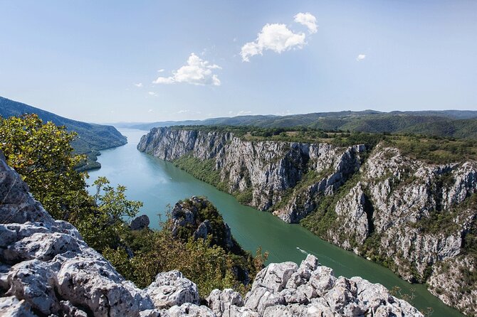 Iron Gate NP Tour with 1-hour speedboat ride + 2 viewpoints - If wind cancels the boat, you still see the gorge