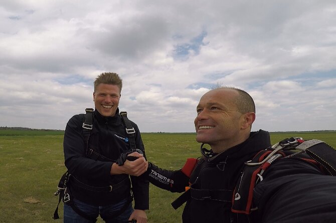 Private Skydiving Experience In Belgrade - What Prep Feels Like: Clothing Rules and Instructor Control