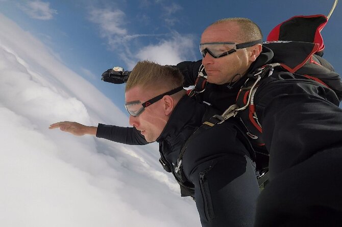 Private Skydiving Experience In Belgrade - HD Video and Photos: Turning 1 Jump Into a Real Keepsake